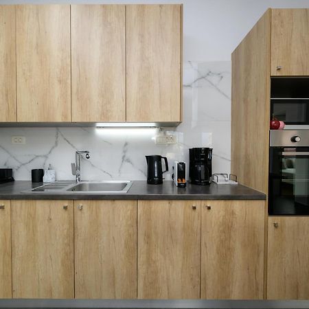 Modern Spacious Apartment 基萨莫斯 外观 照片