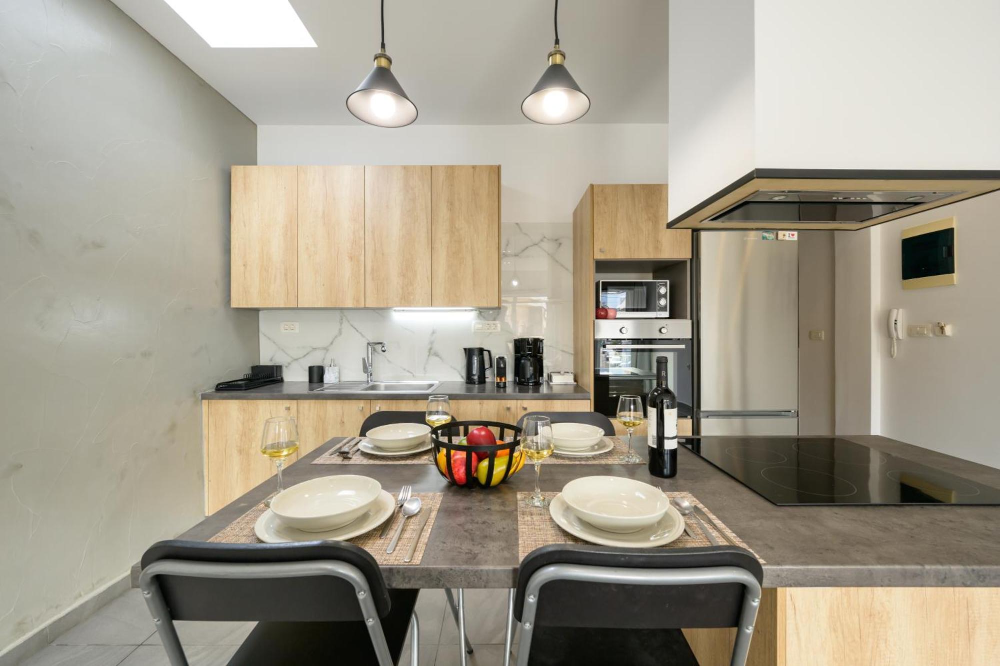 Modern Spacious Apartment 基萨莫斯 外观 照片