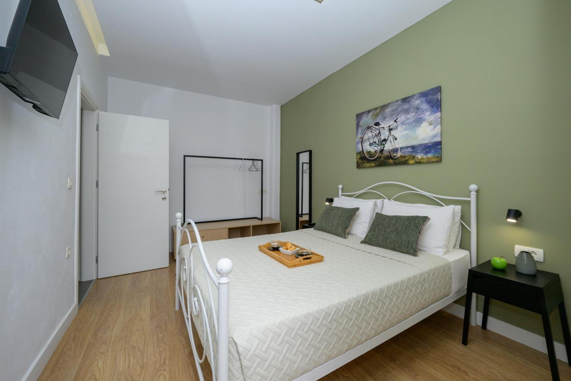 Modern Spacious Apartment 基萨莫斯 外观 照片