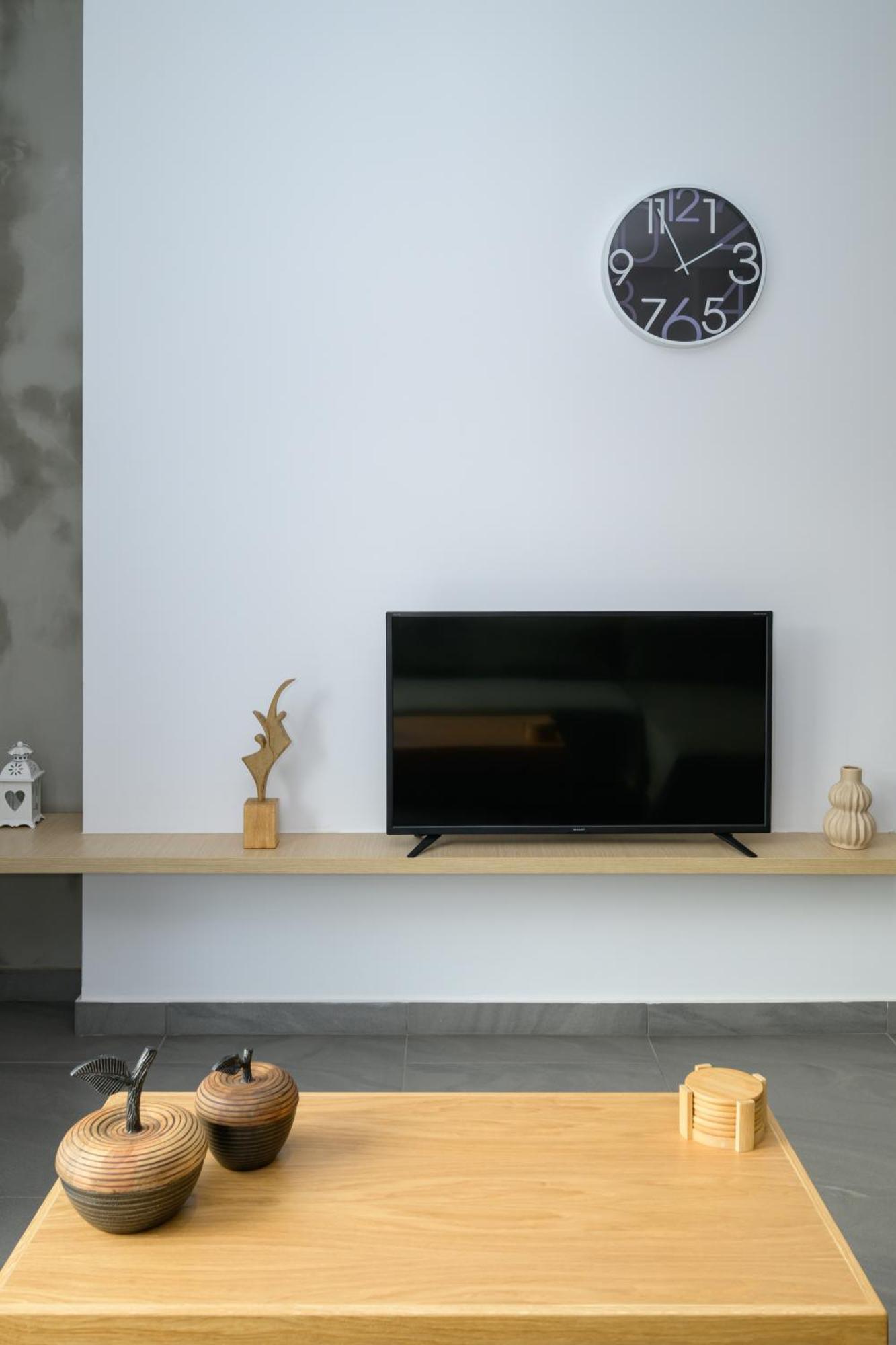 Modern Spacious Apartment 基萨莫斯 外观 照片